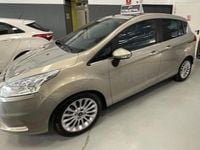 Usado Ford B-MAX Trend 125 CV (91 kW) 2013 Gris / plata Monovolumen