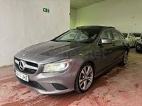 Usado Mercedes CLA220 Shooting Brake Urban 177 CV (130 kW) 2015 Gris / plata Familiar