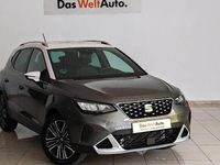 Usado Seat Arona Xperience 116 CV (85 kW) 2025 Cliff grey + techo blanco SUV
