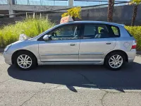 Usado Honda Civic LS 100 CV (73 kW) 2005 Gris / plata Berlina