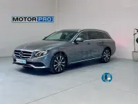 Usado Mercedes E300 306 CV (225 kW) 2019 Gris / plata Familiar