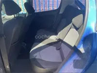 Usado Peugeot 206 70 CV (51 kW) 2004 Azul Berlina