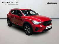 Usado Volvo XC40 Plus 129 CV (94 kW) 2025 Rojo SUV