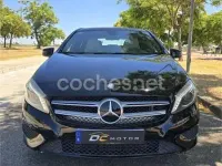 Usado Mercedes A180 AMG line 109 CV (80 kW) 2014 Negro Utilitario