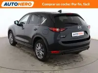 Käytetty Mazda CX-5 165 HP (121 kW) 2021 Musta Katumaasturi