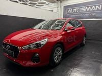 Usado Hyundai i30 120 CV (88 kW) 2017 Rojo Familiar