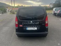 Usado Peugeot Partner Tepee Active 92 CV (67 kW) 2011 Negro Monovolumen