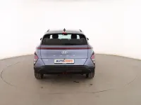Usado Hyundai Kona 141 CV (103 kW) 2024 Gris SUV