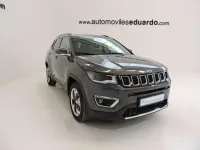 Usado Jeep Compass Limited 120 CV (88 kW) 2018 Gris SUV