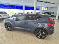 Usado Volvo XC40 190 CV (139 kW) 2018 Azul SUV