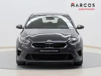 Usado Kia Ceed 120 CV (88 kW) 2021 Gris / plata Utilitario