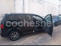 Usado VW Touran Edition 105 CV (77 kW) 2011 Negro Monovolumen