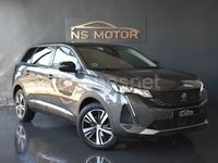 Usado Peugeot 5008 Allure 131 CV (96 kW) 2022 Gris / plata Monovolumen