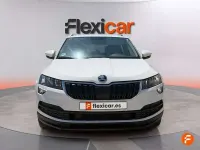 Usado Skoda Karoq Ambition 150 CV (110 kW) 2021 Blanco SUV