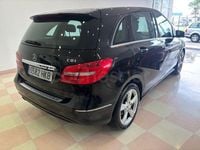 Usado Mercedes B180 109 CV (80 kW) 2012 Negro Utilitario