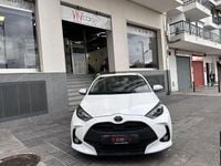 Usado Toyota Yaris Hybrid Plus 116 CV (85 kW) 2021 Blanco Berlina