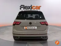 Usado VW Tiguan R-line 150 CV (110 kW) 2023 Blanco SUV