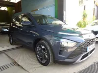Usado Hyundai Bayon 101 CV (74 kW) 2023 Gris SUV