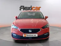 Usado Seat Leon Style 130 CV (95 kW) 2020 Rojo Berlina