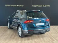 Usado VW Tiguan Life 150 HP (110 kW) 2021 Azul SUV