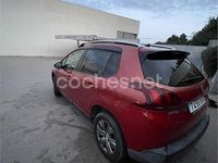 Usado Peugeot 2008 Access 82 CV (60 kW) 2018 Rojo SUV