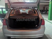 Usado BMW 318 Comfort Edition 143 CV (105 kW) 2012 Gris / plata Familiar