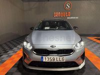 Usado Kia ProCeed GT-Line 136 CV (100 kW) 2020 Gris / plata Familiar