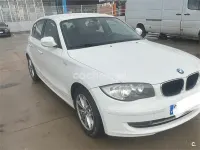 Usado BMW 116 Comfort Edition 115 CV (84 kW) 2010 Blanco Utilitario