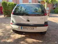 Usado Opel Corsa Edition 75 CV (55 kW) 2003 Blanco Utilitario
