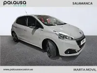 Usado Peugeot 208 GT-line 110 CV (80 kW) 2015 Blanco Utilitario