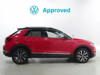 Usado VW T-Roc Advance 116 CV (85 kW) 2021 Rojo SUV