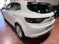 Usado Renault Mégane Zen 130 CV (95 kW) 2018 Blanco