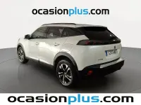 Usado Peugeot 2008 Allure 131 CV (96 kW) 2022 Blanco SUV