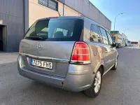 Usado Opel Zafira Cosmo 150 CV (110 kW) 2007 Gris / plata Monovolumen