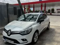 Usado Renault Clio IV LIMITED 90 CV (66 kW) 2017 Blanco Berlina