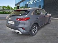 Usado Kia XCeed 120 CV (88 kW) 2022 Gris / plata SUV