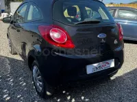 Usado Ford Ka Trend 69 CV (50 kW) 2015 Azul Berlina
