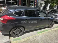 Usado Ford Focus Titanium 109 CV (80 kW) 2011 Negro Berlina