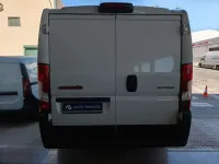 Usado Citroën Jumper 120 CV (88 kW) 2024 Blanco Monovolumen