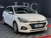 Usado Hyundai i20 100 CV (73 kW) 2020 Blanco Utilitario