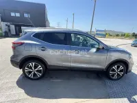 Usado Nissan Qashqai Tekna 130 CV (95 kW) 2018 Gris / plata SUV