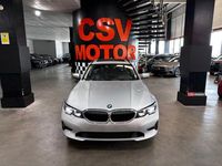 Usado BMW 318 150 CV (110 kW) 2021 Gris / plata Familiar