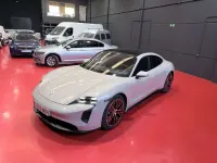 Usado Porsche Taycan 300 kW (408 CV) 2021 Beige Berlina