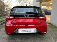 Nuevo Hyundai i20 100 CV (73 kW) 2025 Granate Utilitario