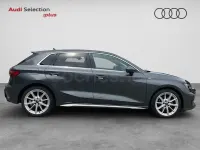 Usado Audi A3 S-Line 150 CV (110 kW) 2025 Gris / plata Berlina