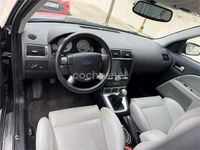 Usado Ford Mondeo ST 220 CV (161 kW) 2003 Negro Berlina