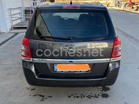 Usado Opel Zafira Essentia 110 CV (80 kW) 2010 Gris / plata Monovolumen