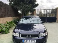 Usado Audi A4 130 CV (95 kW) 2002 Negro Berlina