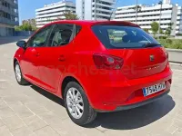 Usado Seat Ibiza Style 105 CV (77 kW) 2013 Rojo Berlina