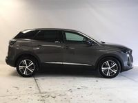 Usado Peugeot 3008 Allure 131 CV (96 kW) 2024 Gris SUV